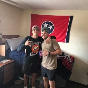 Meet your Posher, Cade